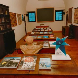 MontagnaLibri al Forte di Bard: dal 7 dicembre fino all’Epifania gli appassionati di letteratura legata ai  temi delle terre alte potranno consultare tutte le novità editoriali.