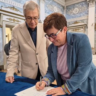 Il sindaco Rocco e Alina Sapinet, Assessora all’Istruzione, allo Sport e Benessere con competenza in materia di Istruzione e Sport