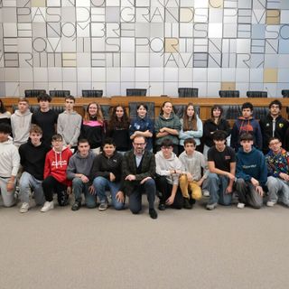 Al centro il presidente del Consiglio Stefano Aggravi