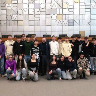 Portes ouvertes, gli studenti del Manzetti “bocciano” la patente a 16 anni