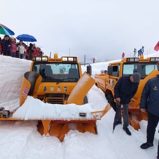 RIAPERTO AL TRAFFICO IL COLLE DEL PICCOLO SAN BERNARDO (Video)