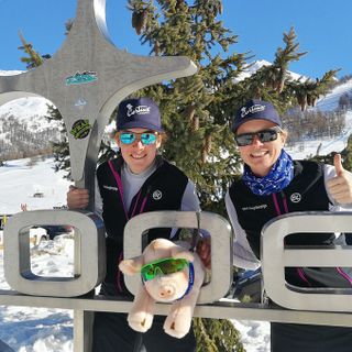 Skiing for pigs...sciare 1000 km in difesa dei maiali entra in Valle d’Aosta