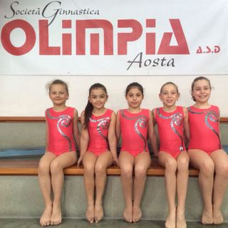 Il gruppo delle 'Bianche' della Olimpia