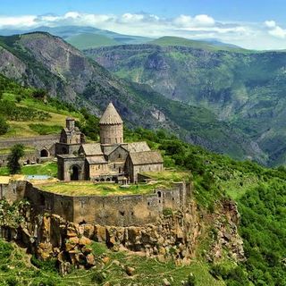 In Armenia, tra il Mar Nero e il Mar Caspio