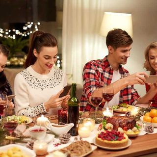 Dipendenza digitale: come il cellulare rovina il Natale