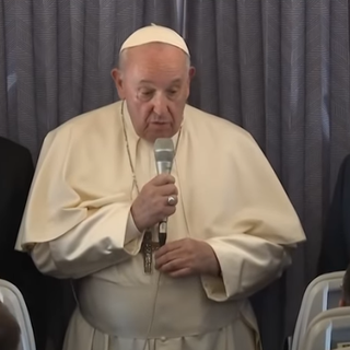 PAPA: Il documento della UE sul Natale è un anacronismo