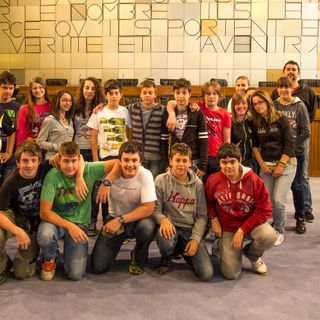 Martedì 28 maggio visita della classe IIIB della scuola secondaria di primo grado &quot;Don Bégnine Favre&quot; di Quart-Villair (21 studenti con gli accompagnatori Emilia Campobassi, Nathalie Pallais e Davide Vinci)