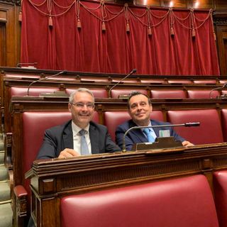 Gli onorevolu Dieter Steger (sn) e Franco Manes
