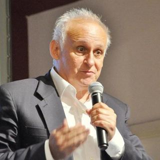 ALBERTO ZUCCHI 👎👎👎