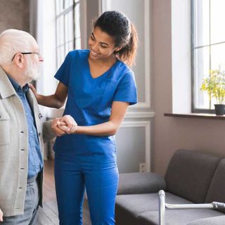 Decreto flussi 2023-2025 e lavoratori domestici: numeri troppo bassi