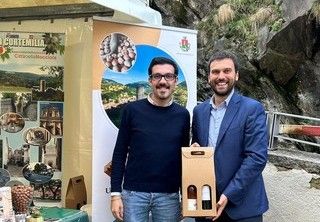 Cortemilia protagonista al Marché au Fort 2024: oltre 15.000 visitatori per la due giorni enogastronomica