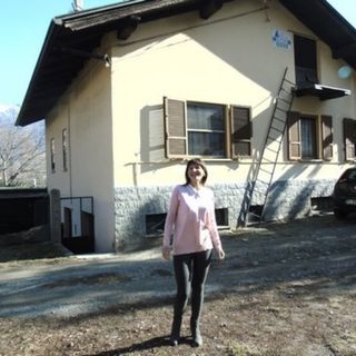 CASA SUBITO IN VALLE D'AOSTA: Casa indipendente in vendita a Issogne, fr. Fleuran