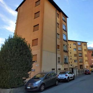 Vivere in condominio, casi e risposte pratiche nella Guida di Notariato, Anaci e AACC