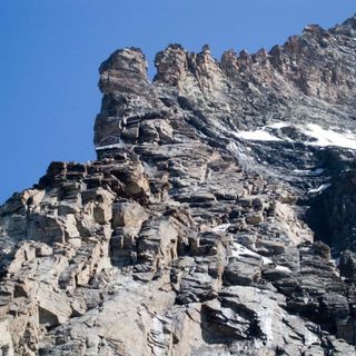 Un tratto della Cresta del Leone, lungo la via normale italiana alla vetta del Cervino