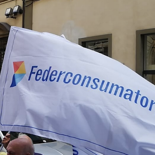 Fatturazione a 28 giorni: l’Antitrust rimodula le sanzioni alle compagnie telefoniche