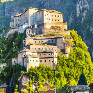 Forte di Bard, esposizione della mostra "Sulle tracce dei ghiacciai"