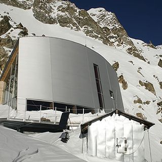 Siccità in alta quota, rifugio Gonella chiude con un mese di anticipo