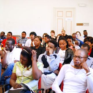 Beaucoups d’éspoir, peu d’intégration