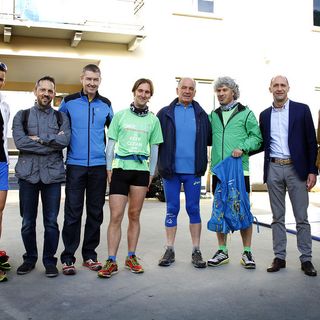 Atleti, amministratori e consiglieri regionali e comunali partecipano a 'Pulisci e corri'