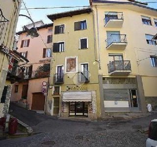 Ivrea: Patto collaborazione Comune-Commercianti