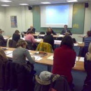 FRANCOPHONIE: Cours recyclage pour enseignants non titulaires