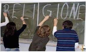 La Valle d'Aosta prima nella crescita degli studenti che dicono no alla religione cattolica