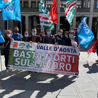 Sindacati confederali valdostani in piazza contro le morti sul lavoro - VIDEOINTERVENTO