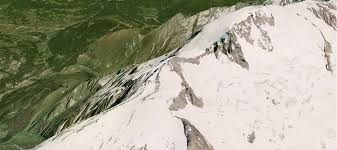 La cresta sommitale dell'Aiguille de la Berangère La cresta sommitale dell'Aiguille de la Berangère
