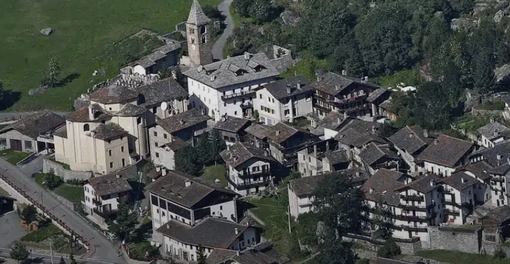 Valsavarenche, il futuro del Parco divide la valle: comunità, tutela ambientale e autonomia locale alla ricerca di un equilibrio Valsavarenche, il futuro del Parco divide la valle: comunità, tutela ambientale e autonomia locale alla ricerca di un equilibrio