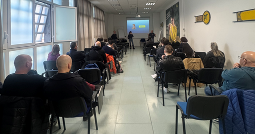 Postini valdostani a scuola di guida sicura