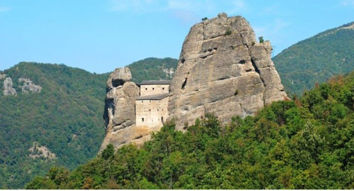 Castello della Pietra (ph. Gulliver)