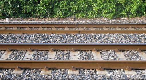 Riaperta ferrovia dopo investimento persona