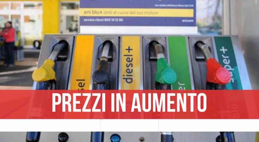 Nuova ondata di rialzi per i carburanti grazie al governo Meloni-Salvini