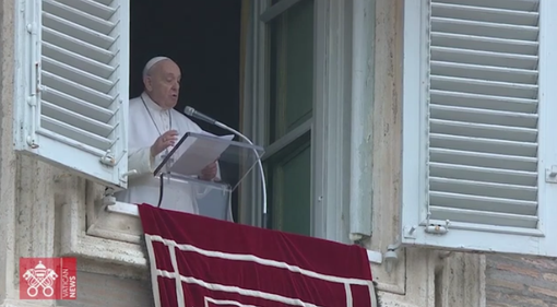 Papa: la missione della Chiesa è la vicinanza