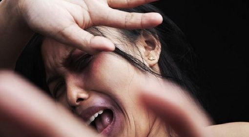 Per oltre 13% di italiani sono normali gli schiaffi nella coppia