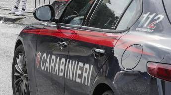 Sequestra in casa la ex e la violenta, arrestato 33enne a Milano Sequestra in casa la ex e la violenta, arrestato 33enne a Milano