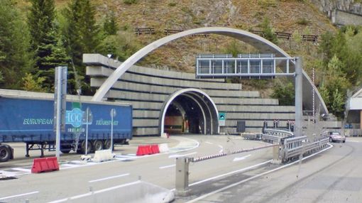 Traforo del Monte Bianco: Annullamento senso unico alternato notturno di martedì 1°, mercoledì 2 e giovedì 3 luglio 2025 Traforo del Monte Bianco: Annullamento senso unico alternato notturno di martedì 1°, mercoledì 2 e giovedì 3 luglio 2025