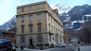 Il Palazzo di Giustizia di Aosta Il Palazzo di Giustizia di Aosta