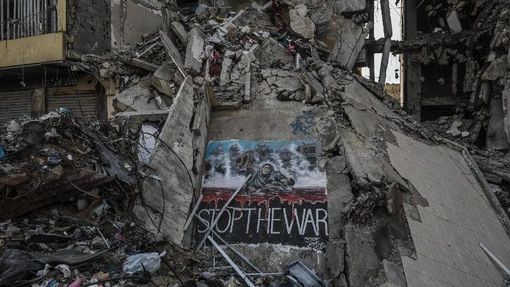 PAPA: la guerra cresce, mitragliati 150 innocenti. Cosa c’entrano i bambini?