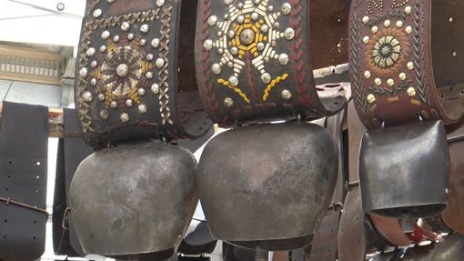 Sons et Sonnettes dans les alpes, la mostra mercato dei campanacci Sons et Sonnettes dans les alpes, la mostra mercato dei campanacci