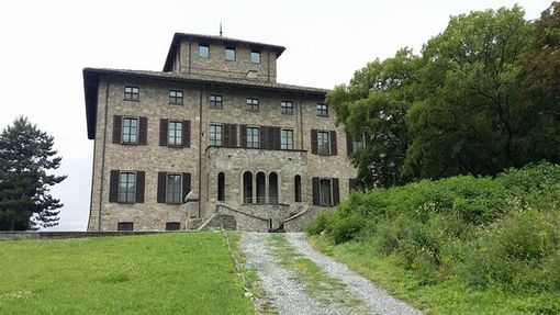 Au Chateau Gamba voyage à travers art du XXe siècle Au Chateau Gamba voyage à travers art du XXe siècle