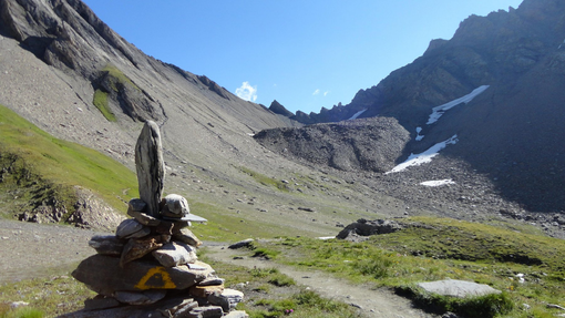 Vandali imbrattano Col de Malatrà