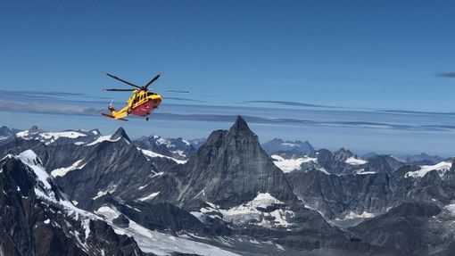 'Blitz' per recuperare alpinista sul Bianco prima che arrivi il maltempo