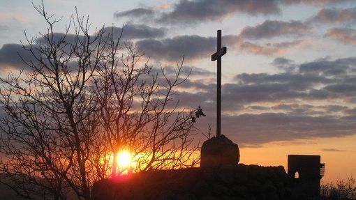 PAPA: Dalla preghiera dei monasteri il sostegno alla Chiesa