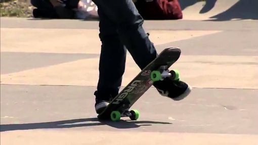L'opinione di uno skater, 'piazza Deffeyes unico luogo in città per noi' L'opinione di uno skater, 'piazza Deffeyes unico luogo in città per noi'