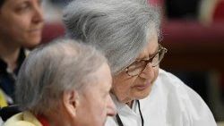 Il rispetto per gli anziani: brevi note per gli operatori di cura Il rispetto per gli anziani: brevi note per gli operatori di cura