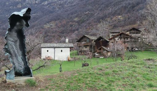Uno scorcio del villaggio di Chemp