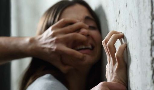 Chiesto processo immediato per 36enne che picchiava la sua compagna Chiesto processo immediato per 36enne che picchiava la sua compagna