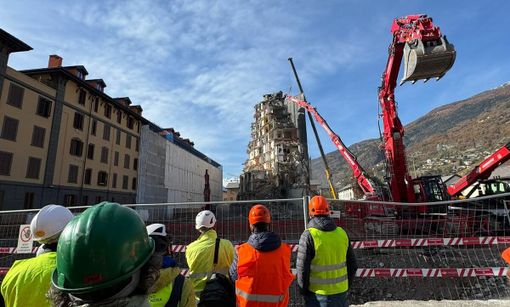 Sicurezza in cantiere, lezione sul campo nel cuore della demolizione dei grattacieli di Aosta