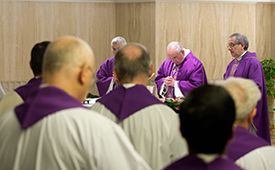 PAPA: L'uomo dall'occhio penetrante PAPA: L'uomo dall'occhio penetrante